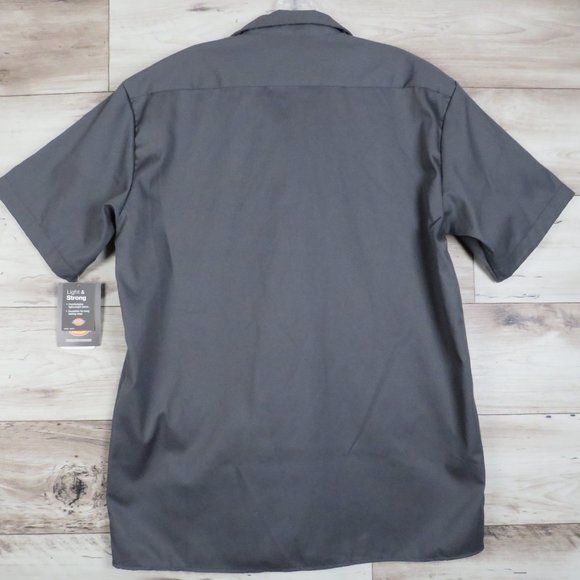 Dickies* Men's Short Sleeve Button Down Double Chest Pocket Shirt~ Size Medium - Picture 2 of 13